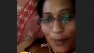 Desi aunt showcases her breasts and vagina on VK for your enjoyment