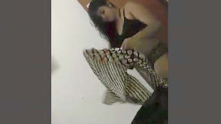 Desi beauty enjoys intense pleasure after sexual encounter