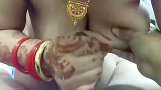 Indian wife pleasures her husband's penis after marriage