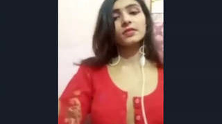 A beautiful Desi girl shares intimate moments with her boyfriend on Valentine's Day
