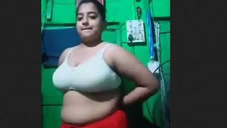 Stunning bhabi in control