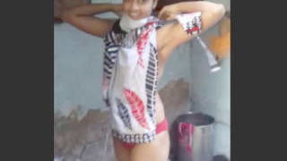 Adorable Desi girl's bath time turns into a steamy video