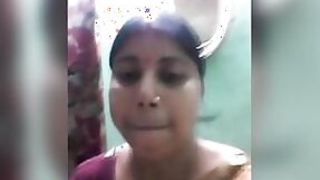 Nude housewife on Telugu video for stripper lovers