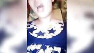 Cute chick Desi shows her sweet XXX pussy solo video