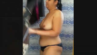 Husband secretly films wife's bath time