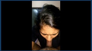 Indian girlfriend's throat skills showcased in action