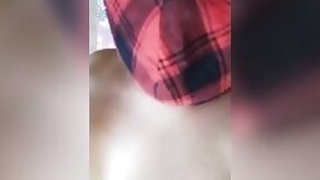 Chick Sugandha Desi XXX shows her amazing body shape on camera