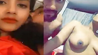 Indian college student gives blowjob and has sex, pleasing her boyfriend