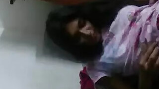 Tamil Beautiful Cousin Shows Tits and Tight Pussy with Audio in Hindi