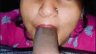Desi Hot Budi Sucks a Huge Dick