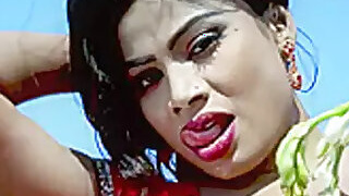 Rasmi Alon Bangla's new music video