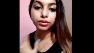 Dhara's sizzling performance in Hotshots' latest live show