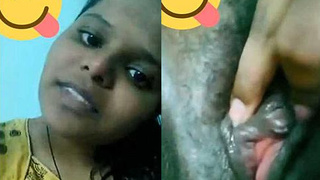 Indian babe reveals her sexy naked form to her boyfriend