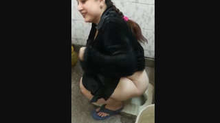 Pakistani BBW aunt urinates after intercourse