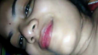 Desi girlfriend's passionate night with boyfriend