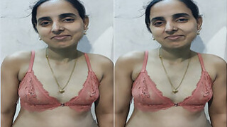 Horny Desi Bhabhi Shows Her Naked Body And Finger Wanking Part 4