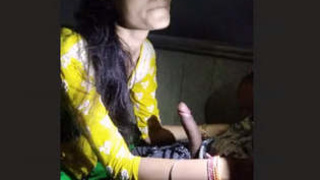 Stunning Indian beauty Renuu in captivating videos
