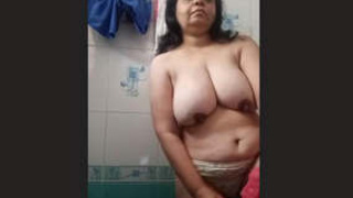 Elder Indian wife's nude personal photos