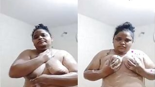 Desi Bhabhi Records Her Bathing Video Part 2