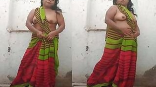 Nude Dance Desi Bhabha And Blowjob Part 2