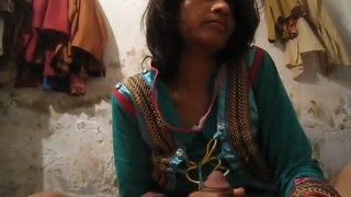 Farah, a Pakistani homemaker, stars in raw and unfiltered videos